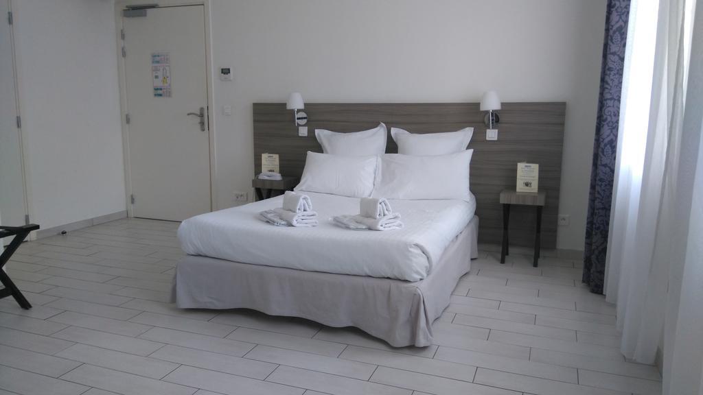 Le Poseidon Hotel La Seyne-sur-Mer Buitenkant foto