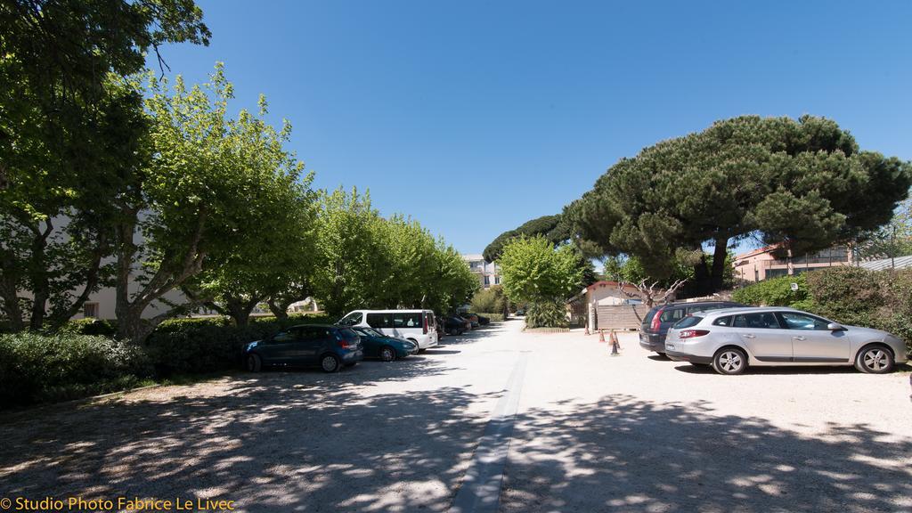 Le Poseidon Hotel La Seyne-sur-Mer Buitenkant foto