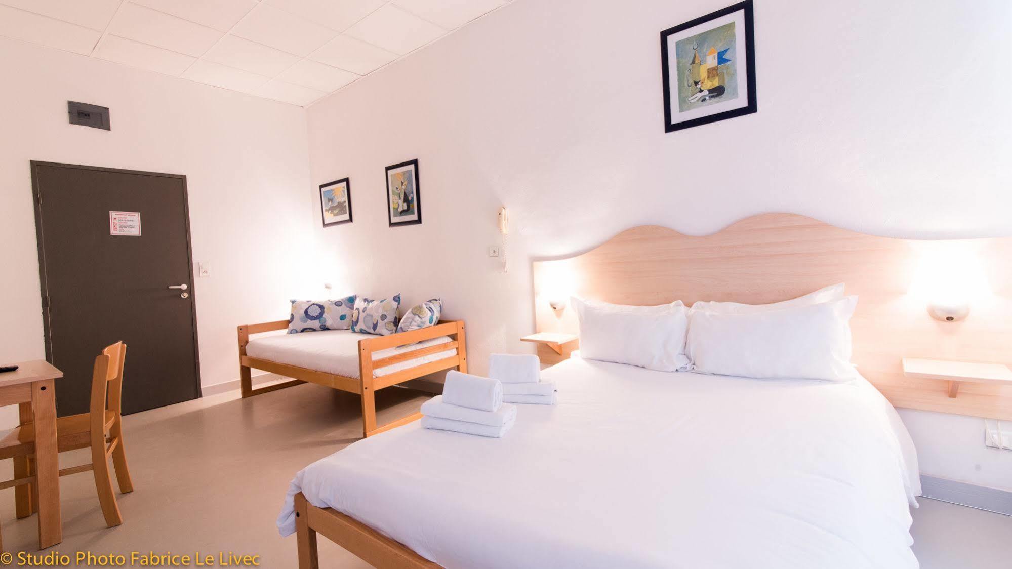 Le Poseidon Hotel La Seyne-sur-Mer Buitenkant foto